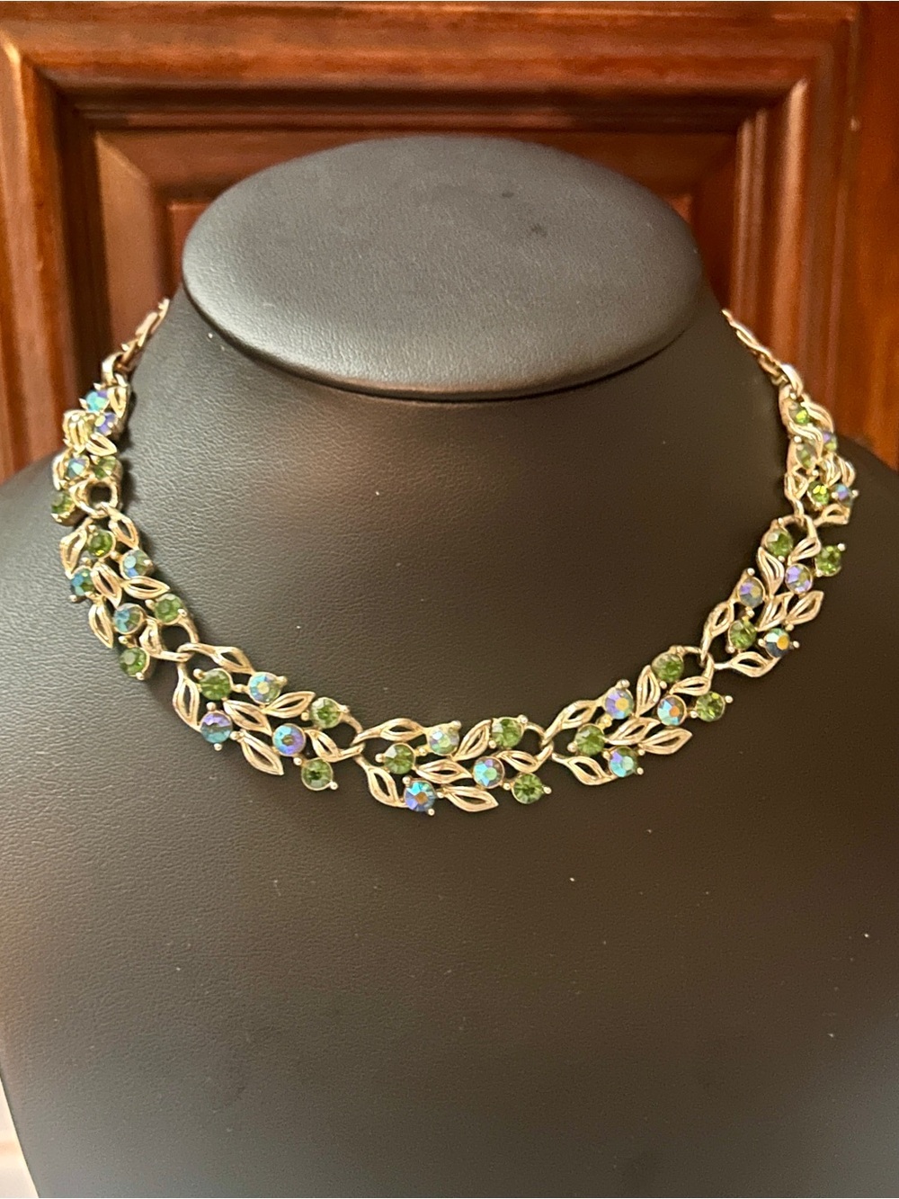 Vintage Lisner Necklace Blue & Green Aurora Borealis AB Rhinestone Leaf Necklace
